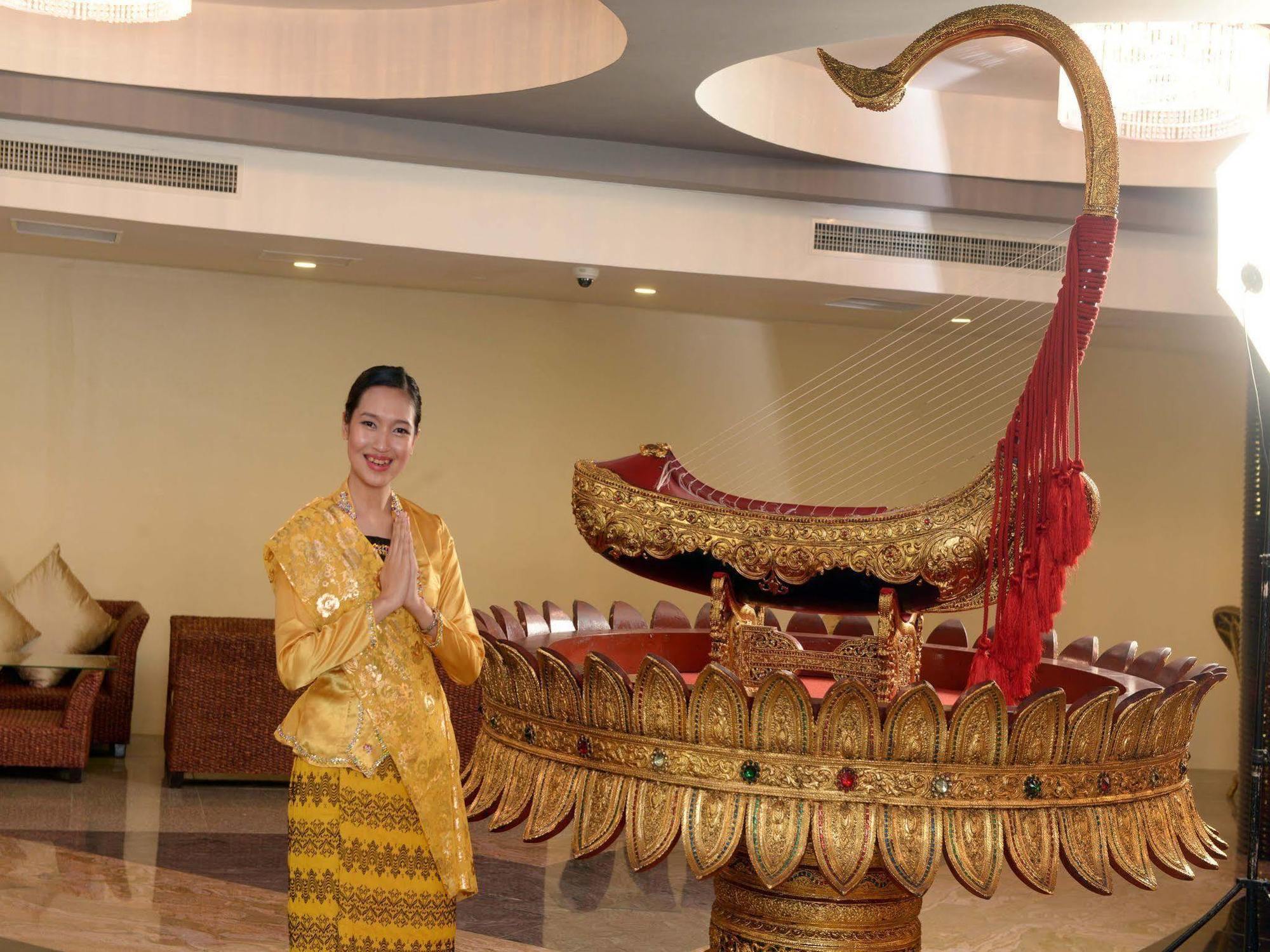 Taw Win Garden Hotel Янгон Екстер'єр фото