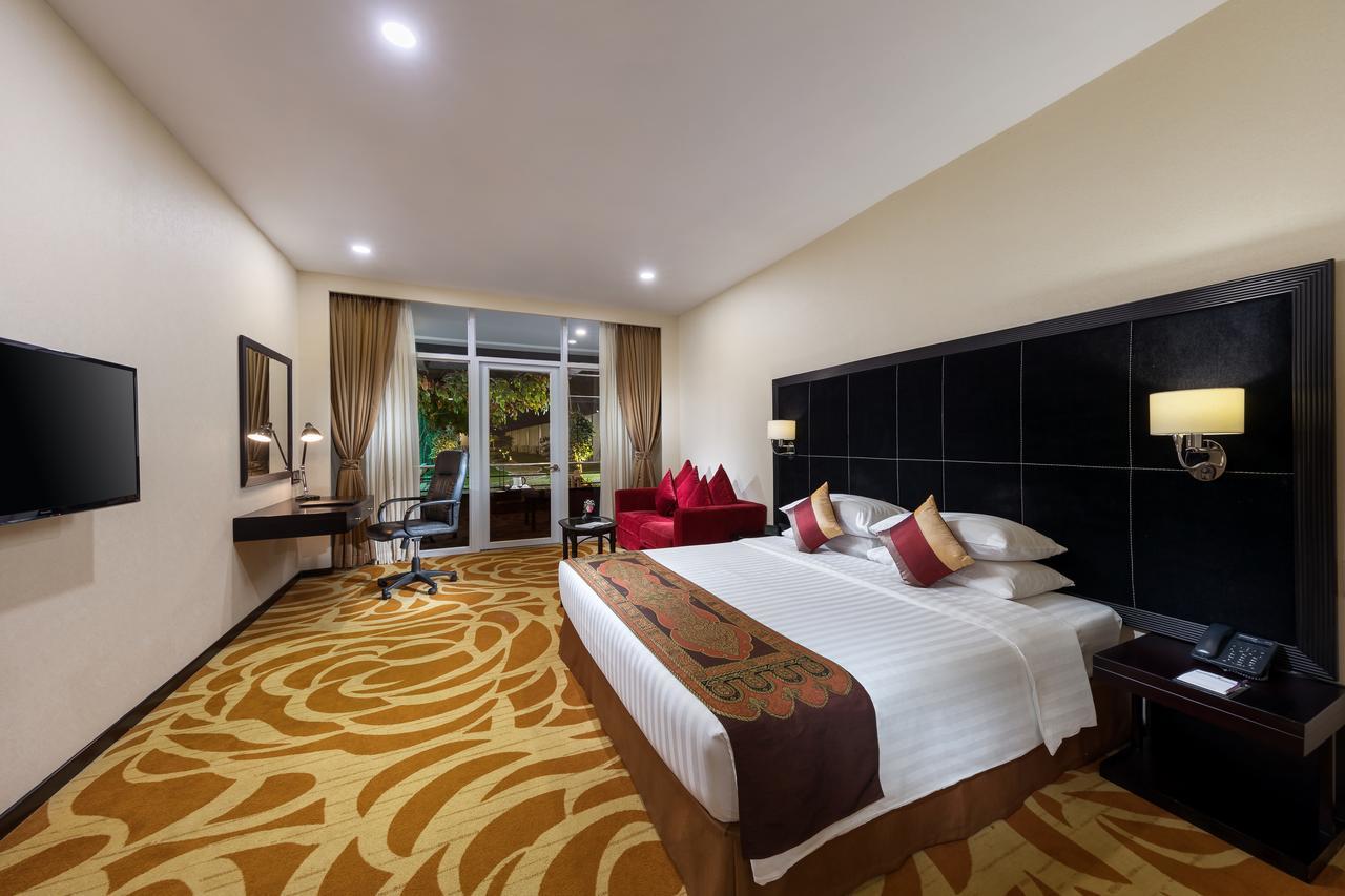 Taw Win Garden Hotel Янгон Екстер'єр фото