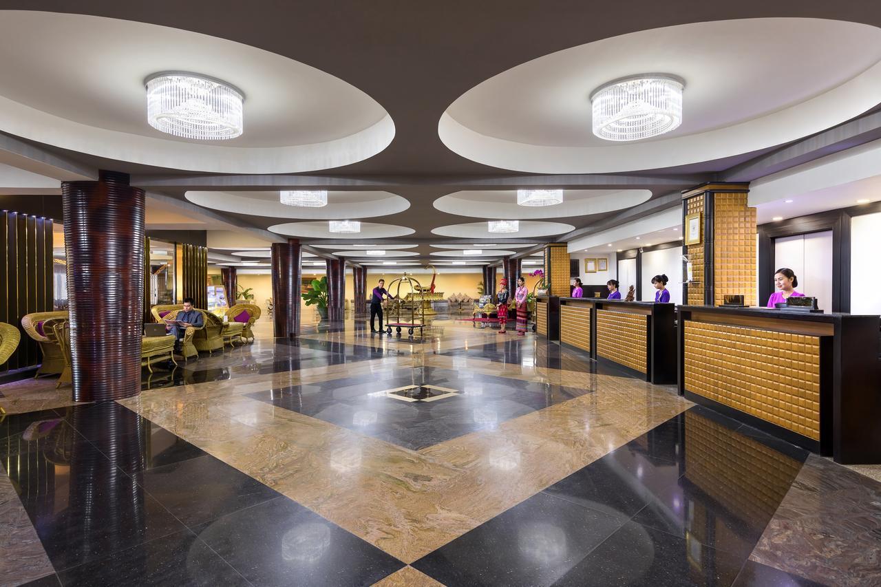 Taw Win Garden Hotel Янгон Екстер'єр фото