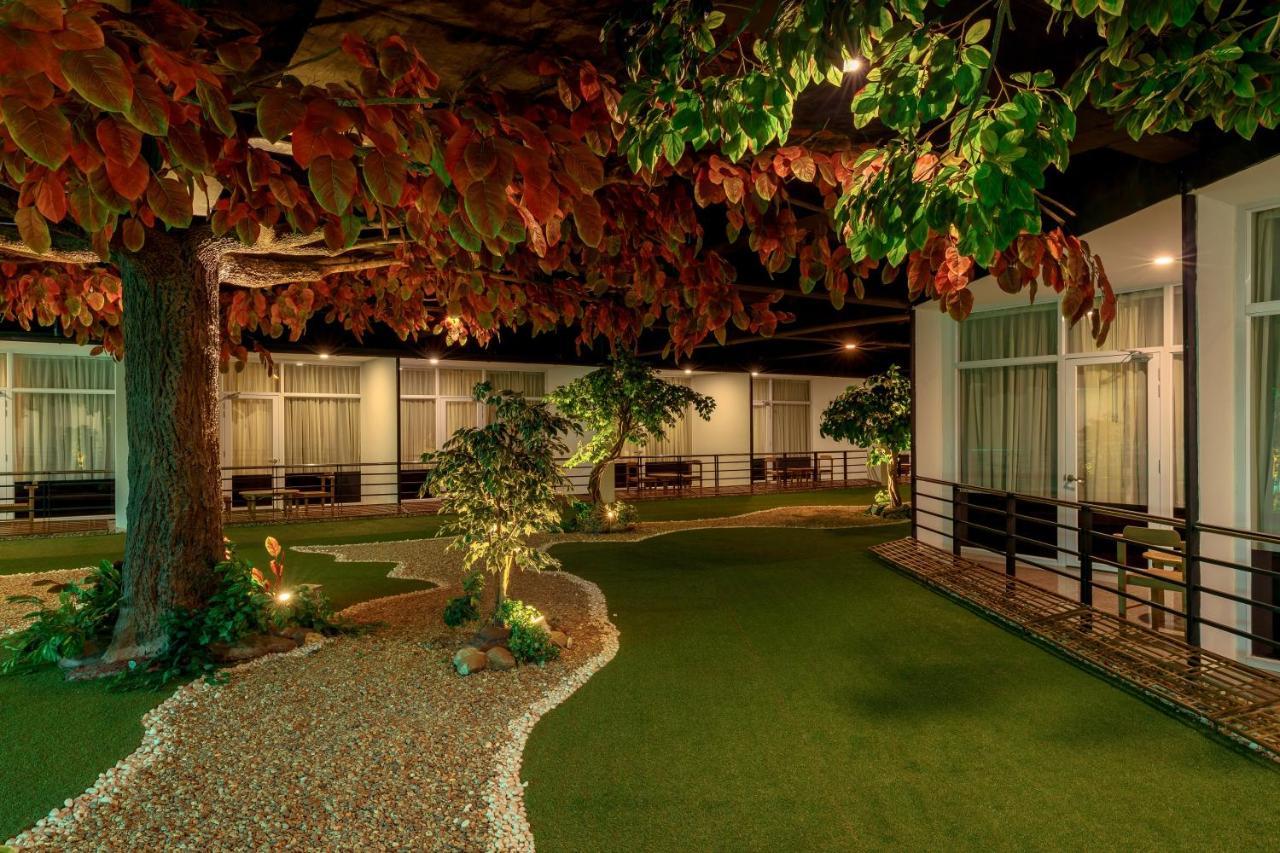 Taw Win Garden Hotel Янгон Екстер'єр фото